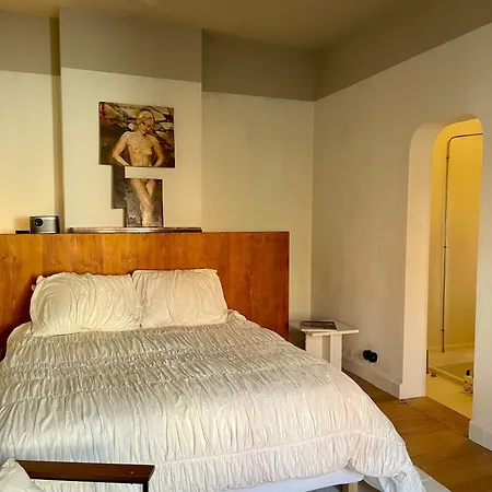 Homestay Hector Mechiels